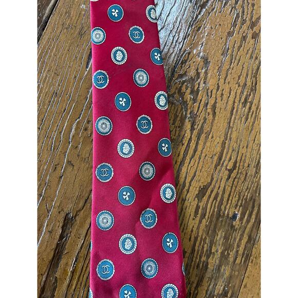 Vintage Mercedes High Fashion Burgundy Tie Silk Medallion Print CC Style Logo - Picture 1 of 6